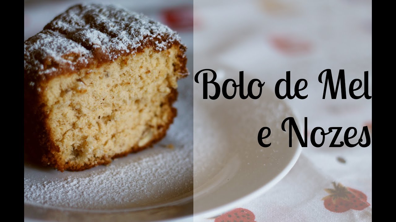 Bolo de mel e noz