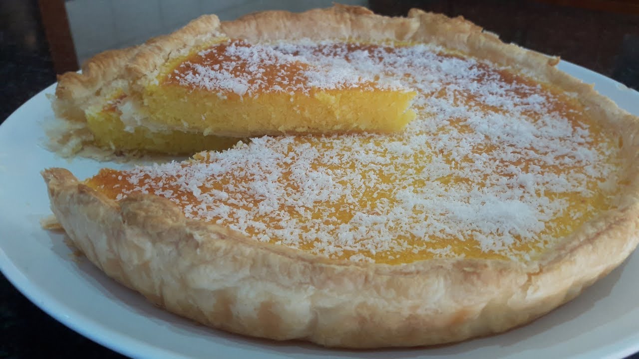 Tarte rápida de coco e iogurte